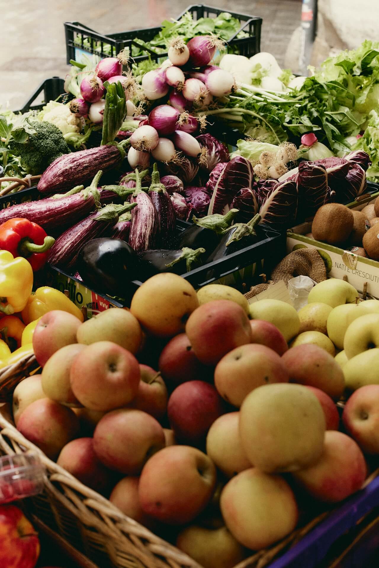 12 IBS Trigger Foods to Avoid + Gut-Friendly Alternatives