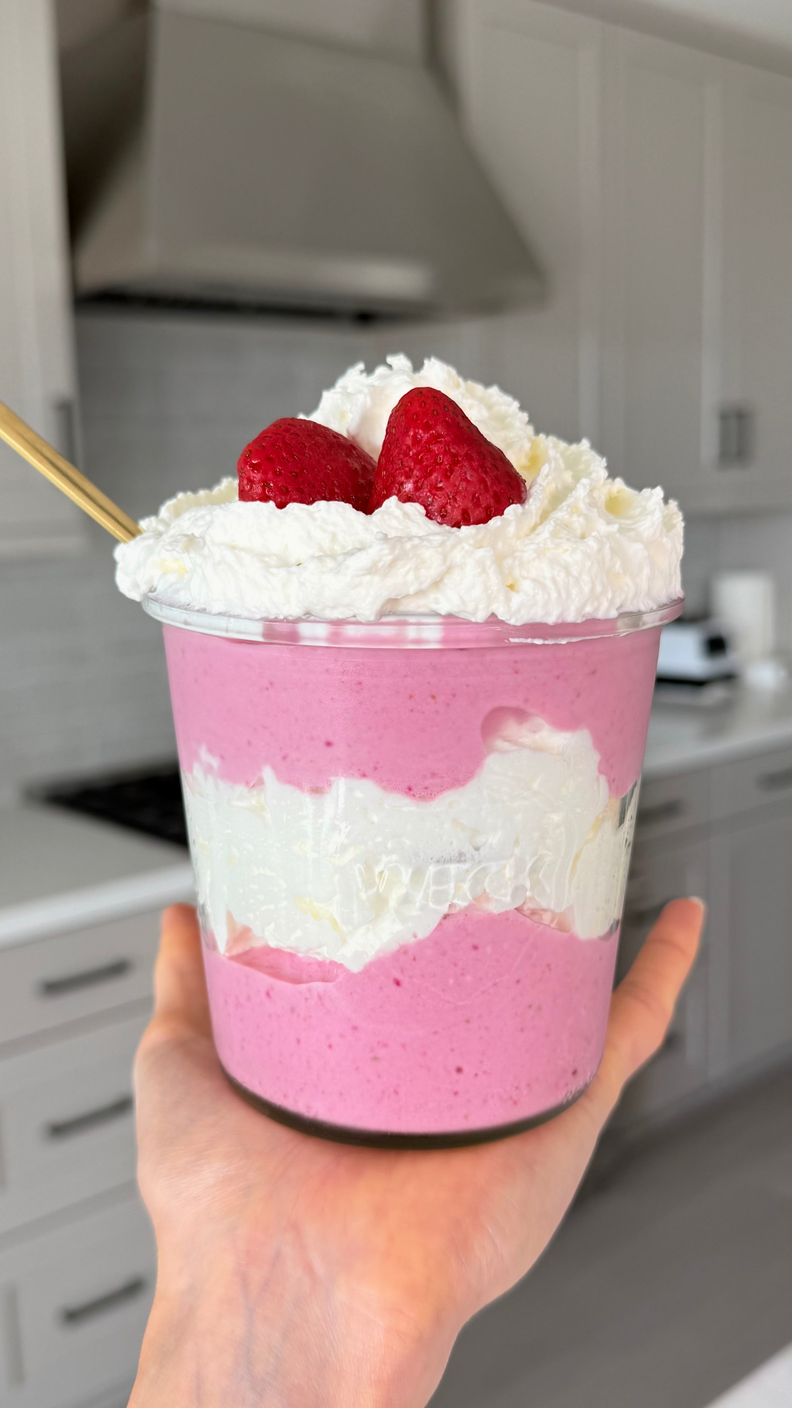 <strong>20 Gut-Loving Smoothie Recipes</strong> image