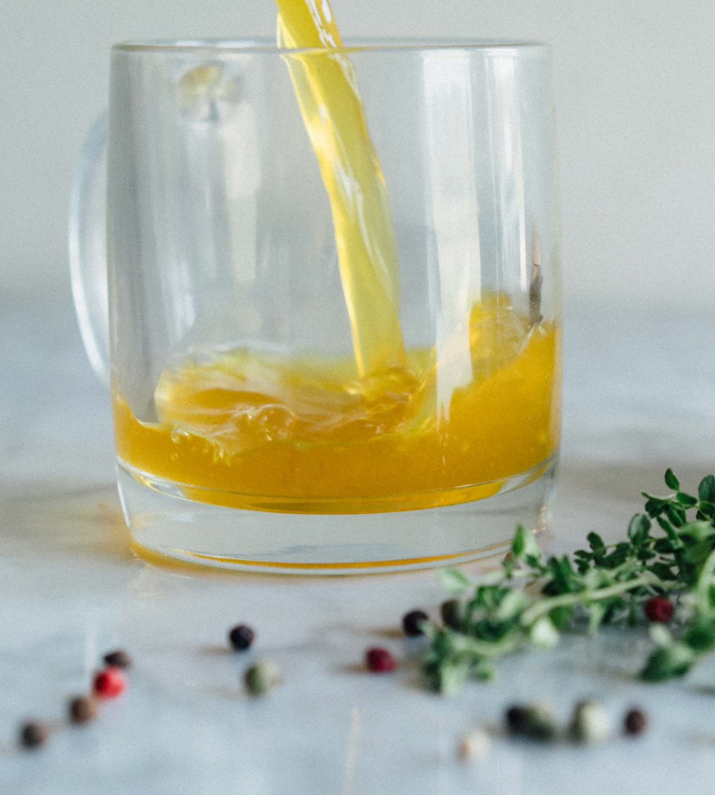 FOND Chicken Bone Broth - Turmeric & Black Pepper